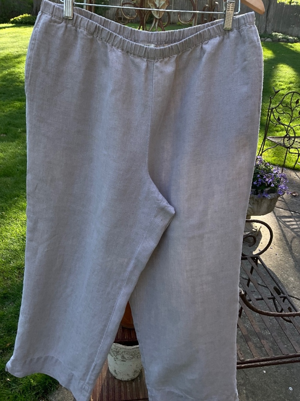 J Jill Tan Linen Capris, size L